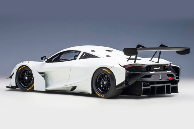 オートアート 1/18 マクラーレン 720S GT3 ホワイト 81940