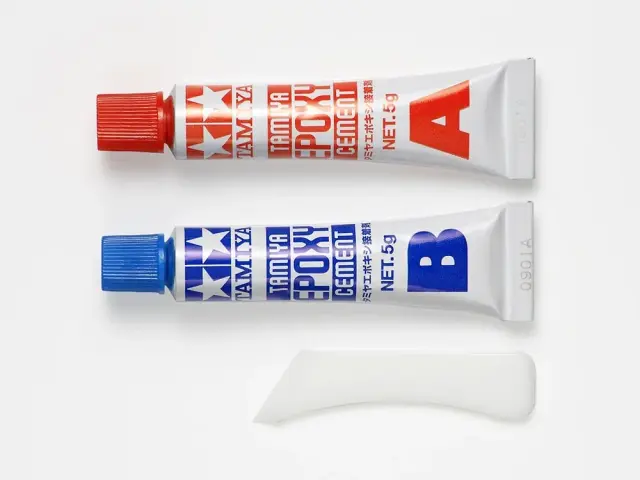 タミヤ エポキシ接着剤 基本スペック主剤5g 硬化剤5g　87100