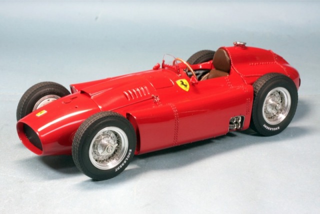 イタリア エンブレム/リフレクター フィアット ランチア マセラティ  