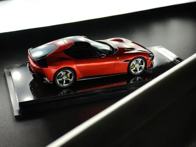 アルファモデル 1/43 フェラーリ 12チリンドリ レジンキット アルファモデル 1/43 レジンキット フェラーリ 12 チリンドリ AM43