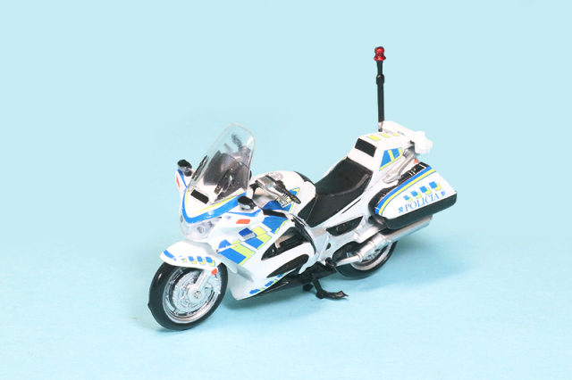 タイニー ホンダ ST 1300 "マカオ警察"　ATCMC43010