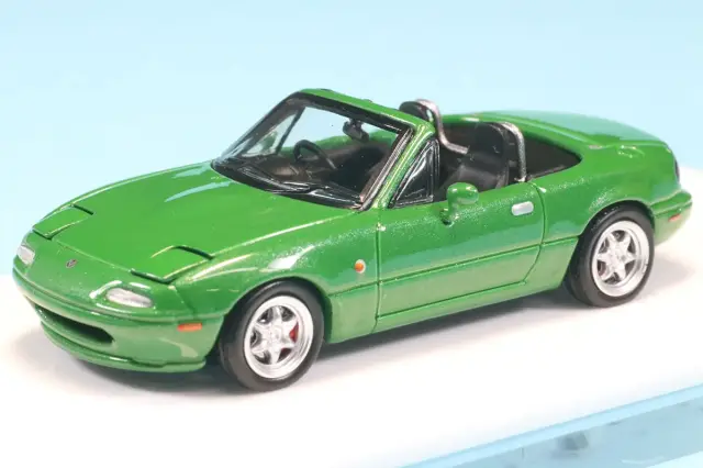 ATS-モデル 1/64 マツダ MX-5 初代ロードスター グリーン　ATS880105