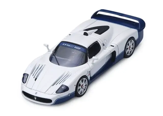 [予約] ATSモデルズ 1/64 マセラティ MC 12 ホワイト　ATS882401