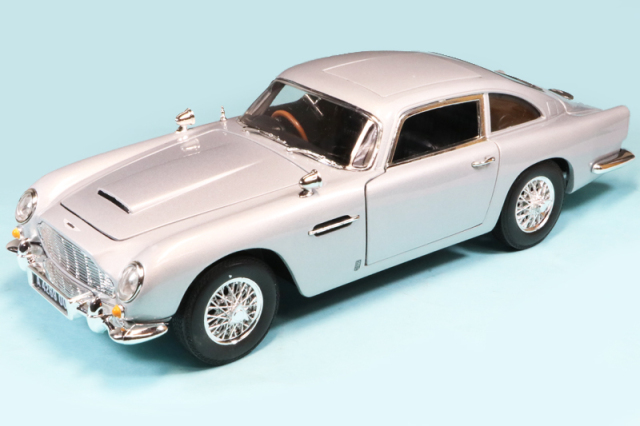 シリアルナンバーあり 愉し レア商品 アストンマーチン 