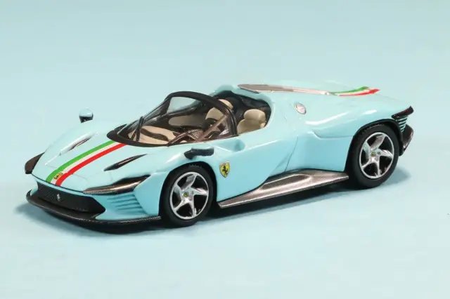 BBR×TSM 1/64BBR 1/64 フェラーリ デイトナ SP3 ライトブルーBBRFER64020