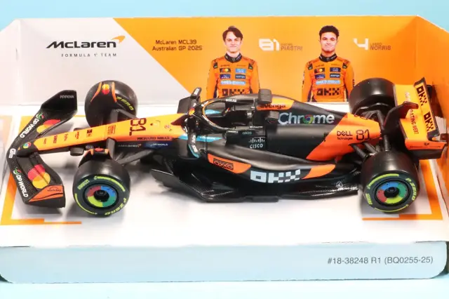ブラーゴ 1/43 マクラーレン F1チーム MCL39 2025 オーストラリアGP No.8 O.ピアストリ ウィンドウボックス　BUR38248P
