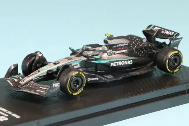 ブラーゴ 1/64 メルセデス AMG W26 2025 K.アントネッリ BUR58008A