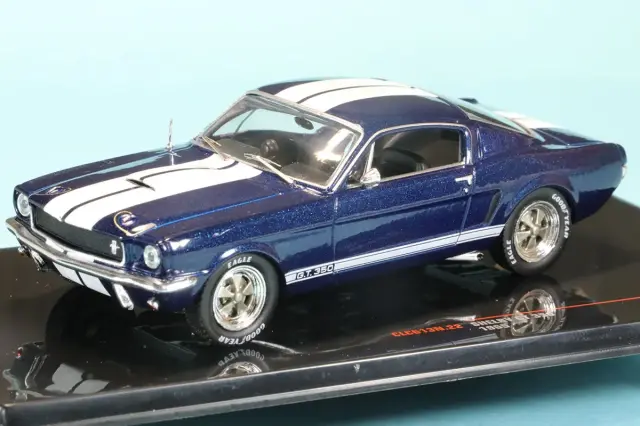イクソ 1/43 シェルビー GT 350 1965 ブルー　CLC613N
