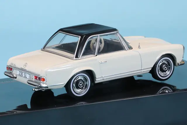 レア メルセデスベンツ SLK 230初期 1/43 ミニカー モデルカー イクソ 1/43 メルセデスベンツ 230SL (W113) 1964 ハードトップ