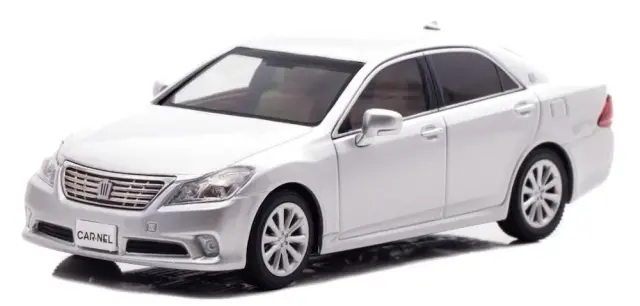 [予約] カーネル 1/43 トヨタ クラウン ロイヤルサルーン G (GRS202) 2010 シルバーメタリック　CN431009
