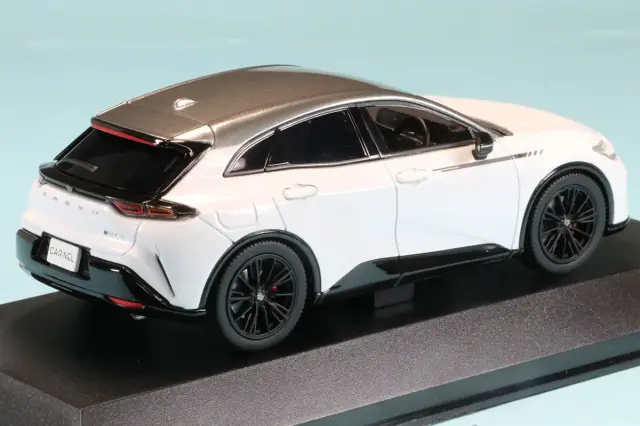 カーネル 1/43 トヨタ クラウンスポーツ RS “THE 70th” (AZSH37) 2025