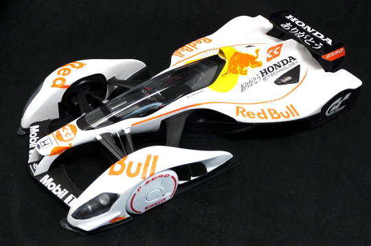 ミュージアムコレクション 1/18 レッドブル X2010 トリビュートホンダ