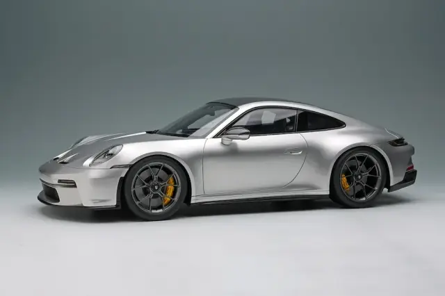 予約] スパーク 1/43 seven x seven ポルシェ GT3R EVO seven x seven