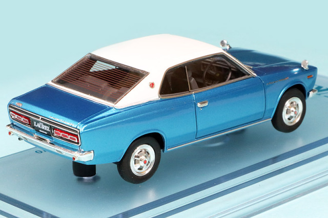 ignitiom modelトミーテック ローレル ハードトップ 2000SGX LV-N242a 日産ローレル ハードトップ 2000SGX（白） | 製品を
