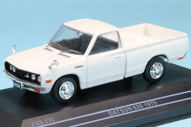 ファースト43 1/43 ダットサン 620/1800 ホワイト　F43-174