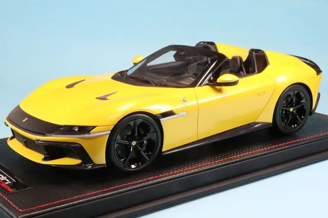 260204　MRコレクション 1/18 フェラーリ 12チリンドリ スパイダー モンテカルロイエロー　FE044E