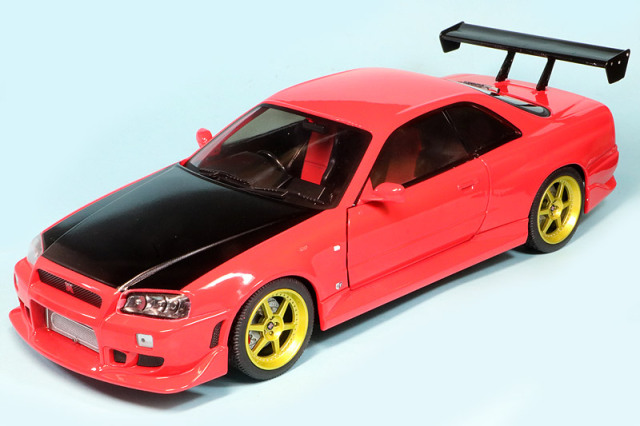 グリーンライト 1/18 ニッサン スカイライン GT-R R34 1999 レッド 