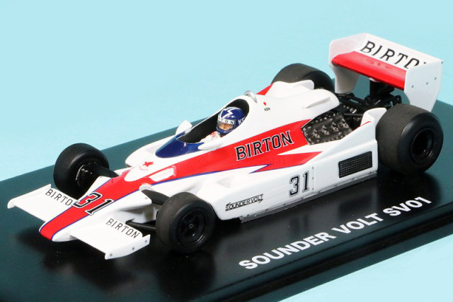 グッドスマイルカンパニー特注スパーク 1/43 サンダーボルト SV01改 ケン アカバ 赤いペガサス　GSR2481