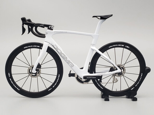 ピナレロMKT　No.1 PINARELLO ( ピナレロ ) ロードバイク X1 105 機械式 12S D162