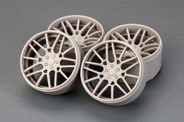 コンセプト企画 1/18 V10ランボルギーニ ウラカン2台 Amazon