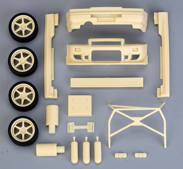 [取り寄せ]  ホビーデザイン 1/24 トランスキット Cウエスト ニッサン スカイライン GT-R R34 タミヤ対応　HD03-0669