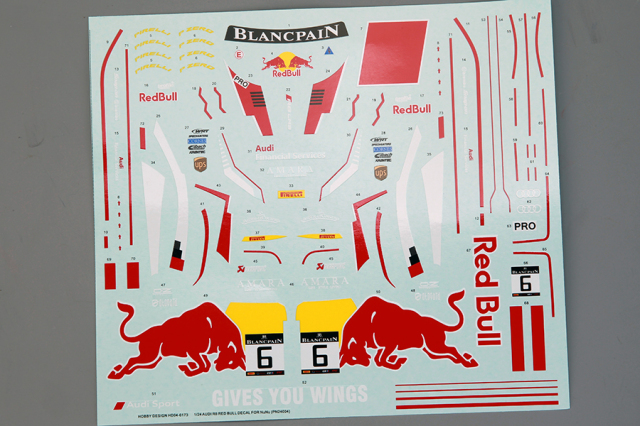 [メーカー完売]　ホビーデザイン 1/24 アウディ R8 レッドブル (NuNu対応)　HD04-0173