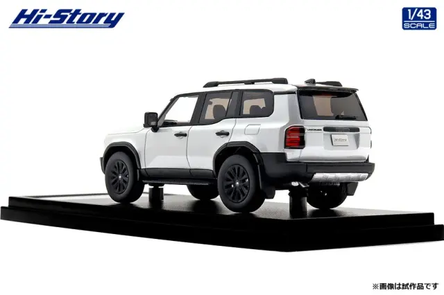 トヨタ LAND CRUISER 250 角目ミニカー ホワイト Toyota LANDCRUISER 250 ZX (2024) プラチナホワイトパール