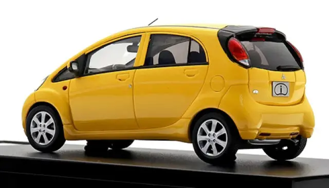 まかーら 予約] ハイストリー 1/43 マツダ カペラ ワゴン FX 1994 シャスト