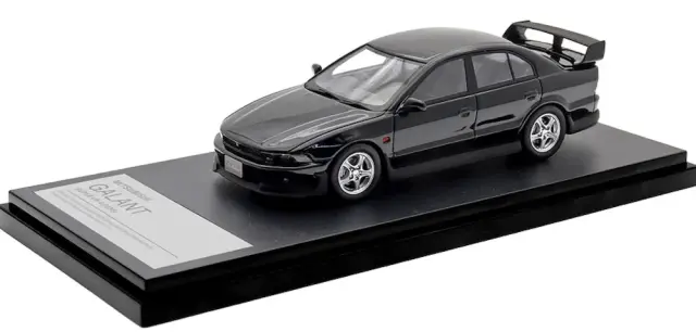 MONO CHROME 警察車両 ミニカー 全国初レクサスの白黒パトカーLC500が迫力の1/18スケール ミニカーで