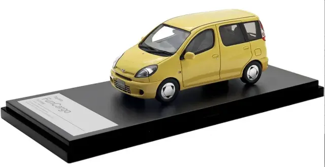 [予約] ハイストーリー 1/43 トヨタ ファンカーゴ X 1999 イエローマイカメタリック　HS527YE