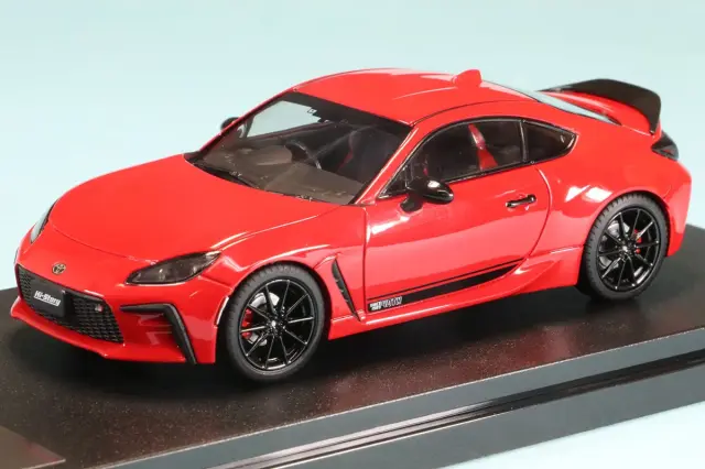 ハイストーリー 1/43 トヨタ GR86 特別仕様車 RZ 40周年記念限定 2023 スパークレッド　HS565RE