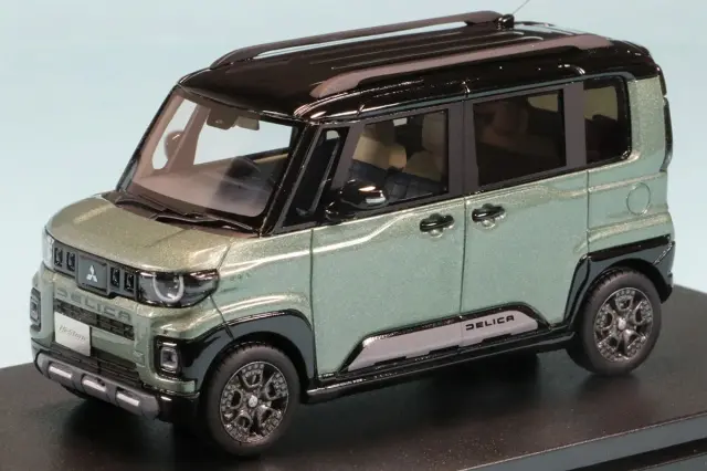 ハイストーリー 1/43 ミツビシ デリカミニ 2025 アッシュグリーンメタリック×ブラックマイカ HS587GR