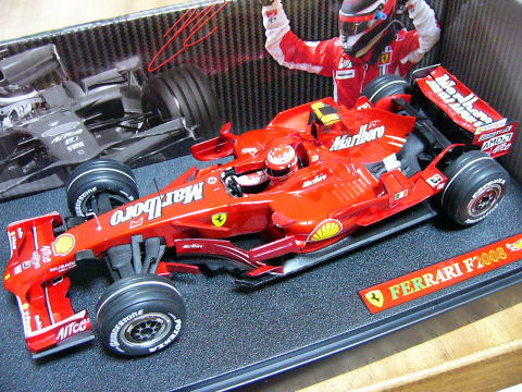 MC-D477 - ミュージアムコレクション 1/18 フェラーリ F2008 マルボロ 