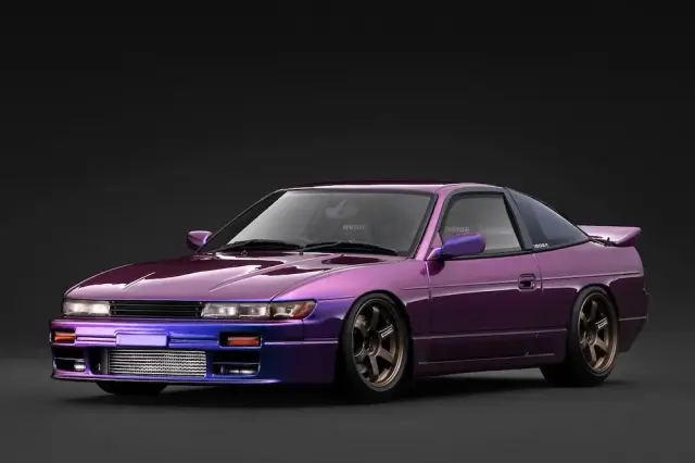 [予約] イグニッション 1/18 ニッサン シルエイティ パープルメタリック　IG4074