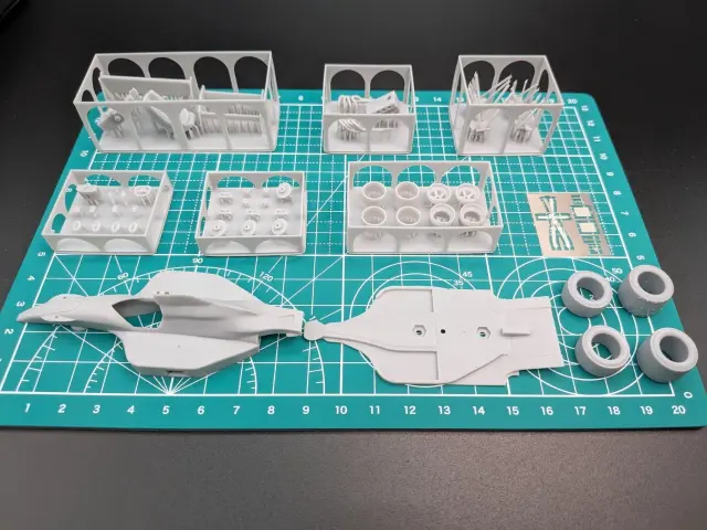 [予約] IL Leone43（イル レオーネ43）1/43 3Dプリントキット レイトンハウス CG901B 1990 マウリシオ・グージェルミン/イヴァン・カペリ　IL4304K