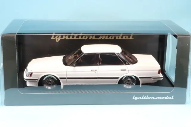 251018　イグニッションモデル 1/18 トヨタ マーク2 GX71 ホワイト/ゴールド　IG3819