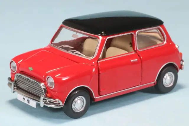 タイニー 約1/64 ミニクーパー レッド　ATC66074