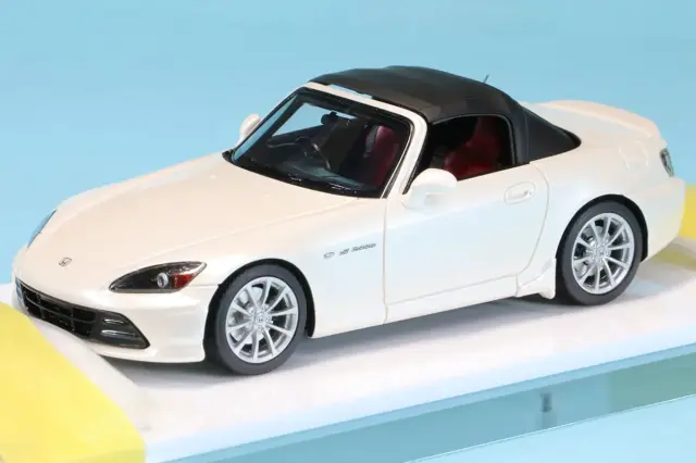 アイドロン 1/43 ホンダ S2000 20th Anniversary (AP2) 2020 プラチナムホワイトパール オープンルーフパーツ付属　EM729B