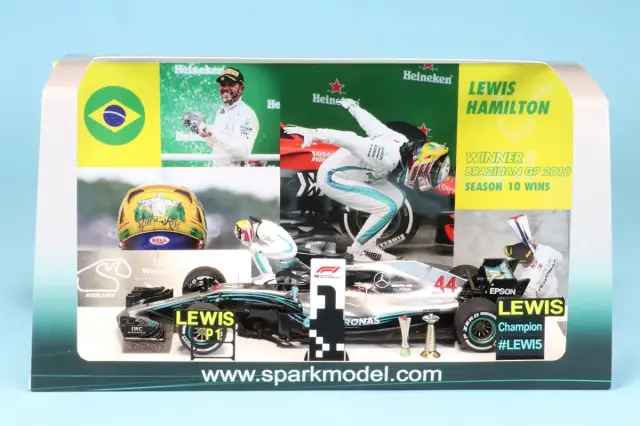 [返品交換対象外品]　リアルウィン特注スパーク 1/43 メルセデス AMG W09 ブラジルGP 2018 L.ハミルトン ウィナー 汚し/タイヤ摩耗仕様 ボード類付き　SP570