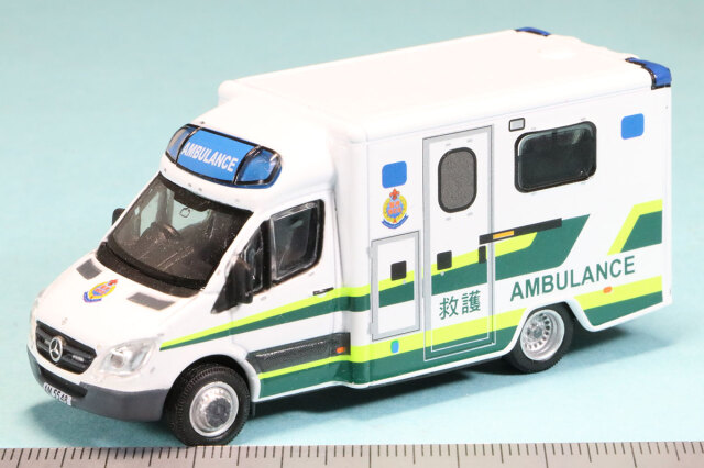 タイニー 約1/64 メルセデス ベンツ スプリンター 救急車 AMS