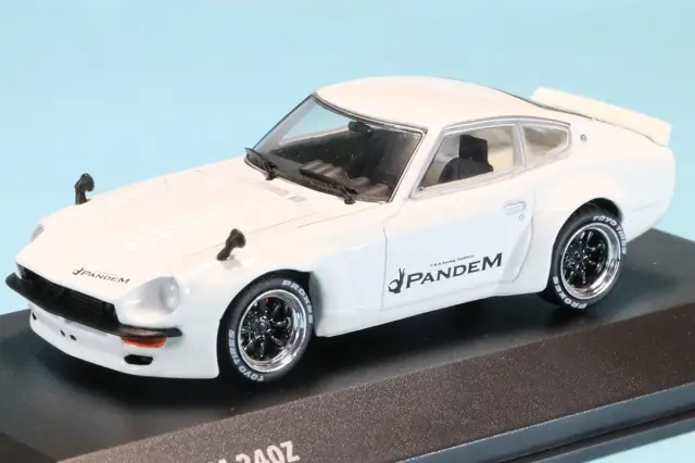 ソリド 1/43 ニッサン フェアレディZ パンデム 240Z 1973 ホワイト S4316301