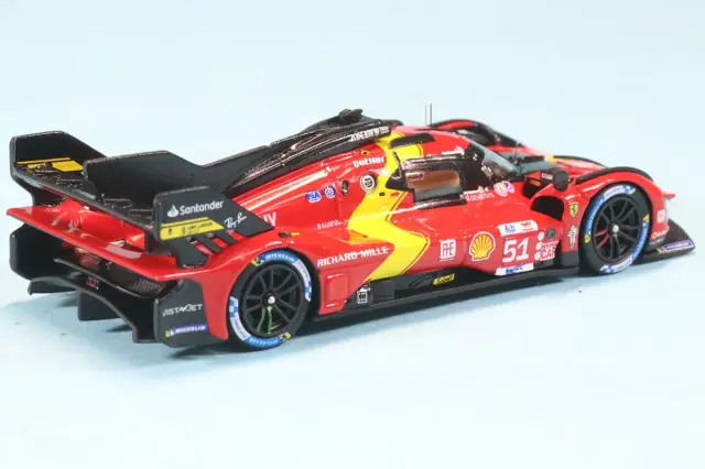 スパーク/ルックスマート 1/64 フェラーリ SF-25 No.44 中国スプリント