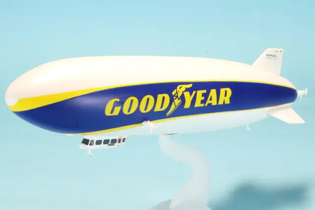 スパーク 1/400 飛行船 "GOOD YEAR"　SP437