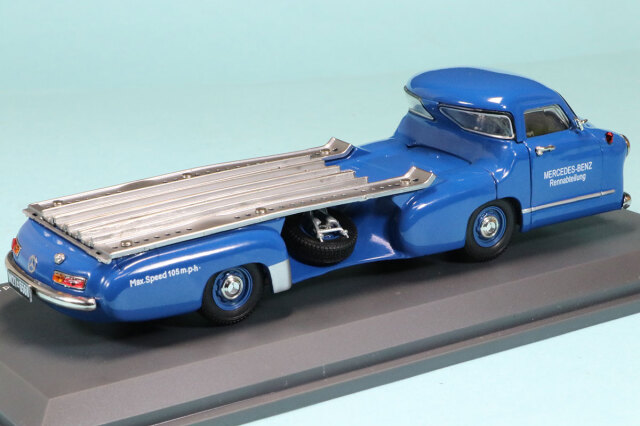 シュコー 1/43 メルセデス ベンツ レーシングカートランスポーター