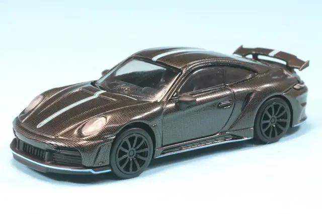 POPレース 1/64 スティンガー ポルシェ 911 992 GTR カーボンボディー/ブルーストライプ　PR640254