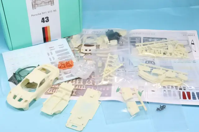 アルファモデル 1/43 レジンキット ポルシェ 911 GT3 RS　 AM43-0003