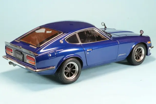 京商 1/18 ニッサン フェアレディ Z-L (S30) ブルーメタリック フル