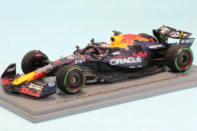 スパーク 1/43 レッドブル RB20 ブラジルGP M.フェルスタッペン