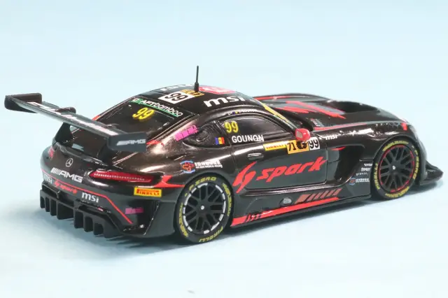 スパーク 1/64 メルセデス-AMG GT3 Evo No.99 クラフト・バンブー