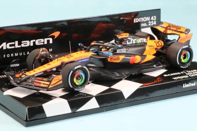 スパーク 1/18 マクラーレン MCL38 マイアミGP 2024 L.ノリス F1初優勝